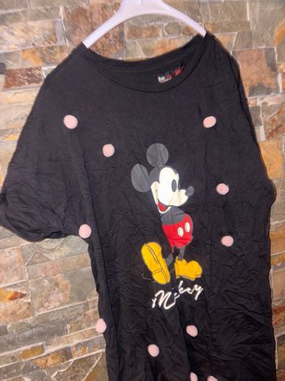 Camiseta Negra Mickey Mouse Bershka