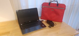 Portátil HP Pavilion 15 con cargador y funda