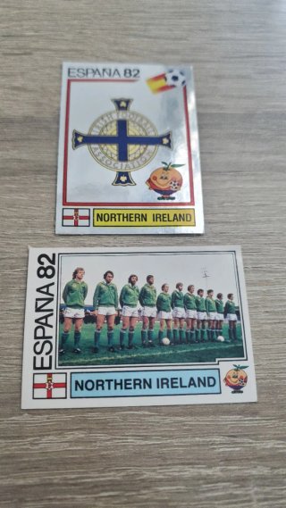 2 Cromos Panini España 82 - Irlanda del Norte