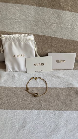 Pulsera Guess Dorada