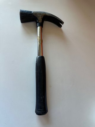 Martillo de carpintero con mango ergonómico