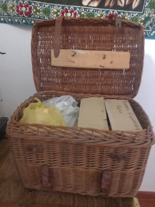 Cesta de Mimbre Antigua