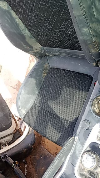 ASIENTO DELANTERO DERECHO Peugeot 3008 (05.2009->)