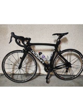 Bicicleta de carretera Pinarello Dogma F8 URGE