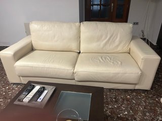 Set de 2 Sofás de Piel (3 y 2 plazas).