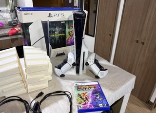 PlayStation 5 Slim con Lector de Discos