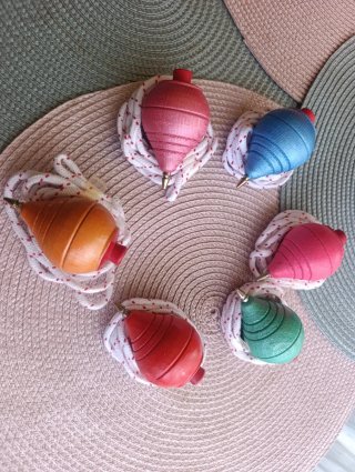 Lote de 6 Trompos de Colores