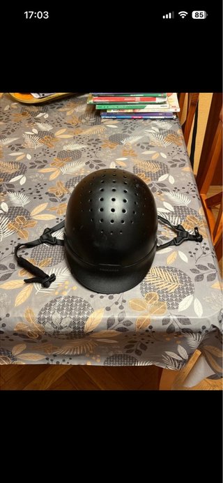 Casco de hípica negro
