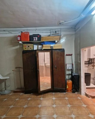 Armario Antiguo de Madera