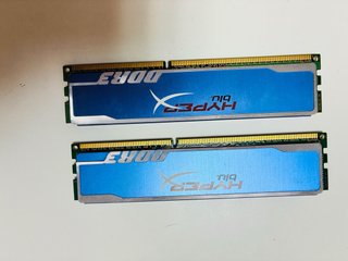 2 Módulos RAM Kingston HyperX DDR3 2GB total 4 gbg
