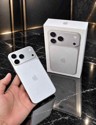 iPhone 17 Pro Max Plateado