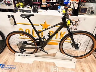 Bicicleta Scott Spark RC Team Issue 2024
