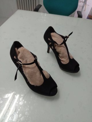 Zapatos de fiesta negros