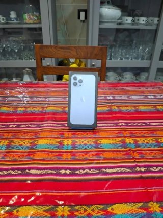 Scatola iPhone 13 Pro Max blu