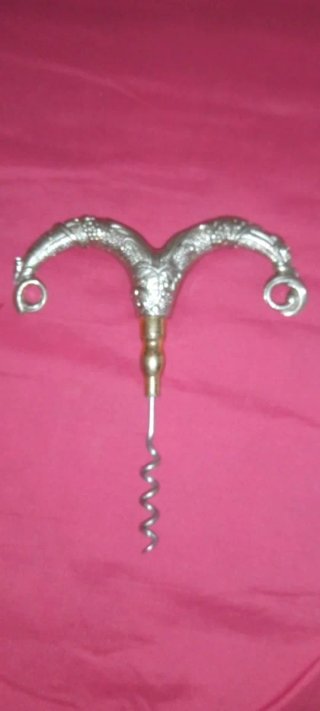 Sacacorchos Decorativo de Metal