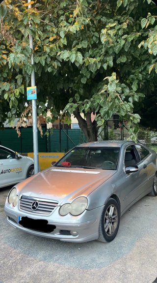 Mercedes-Benz Clase C 2001