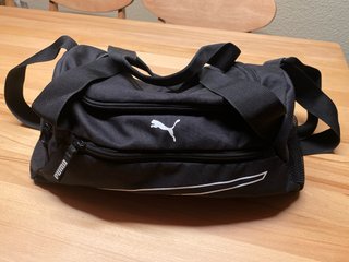 Bolsa de deporte PUMA negra
