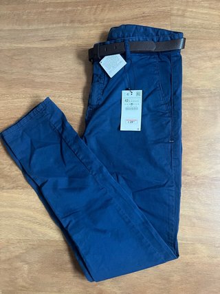 Pantalón chino Zara