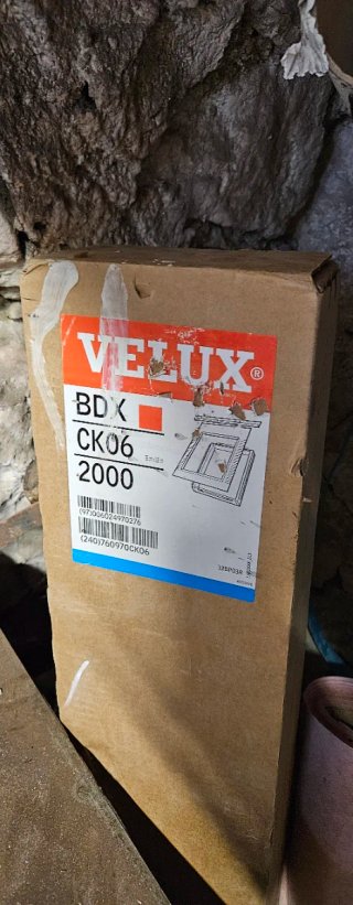 Marco aislante VELUX BDX 2000 CK06