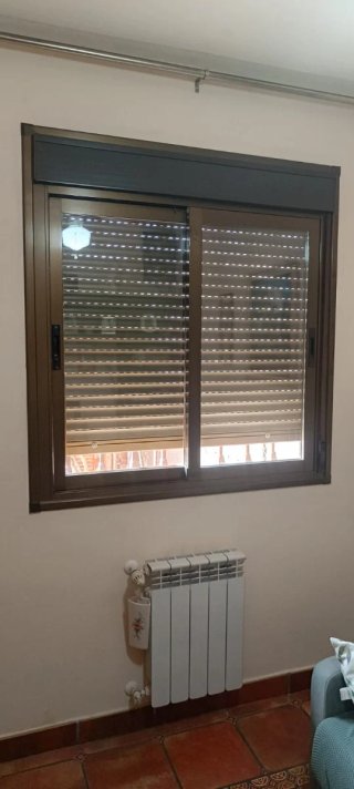 Ventanas de Aluminio con Persiana varias medidas