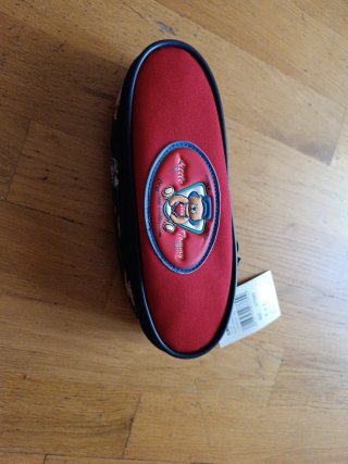 Estuche Tommy  Rojo y Negro