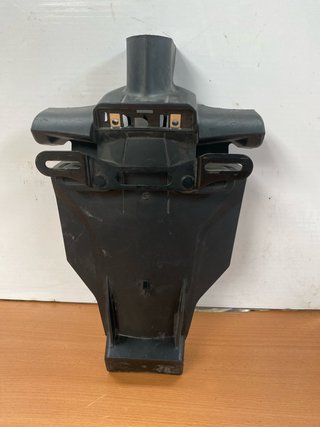Portamatrículas Yamaha R1 (2004-2006)