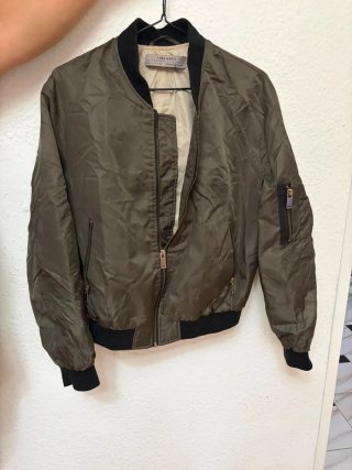 Chaqueta bomber Zara verde