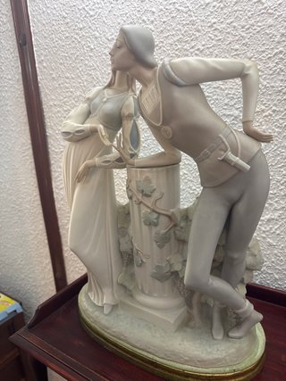 Escultura Lladró Romeo y Julieta
