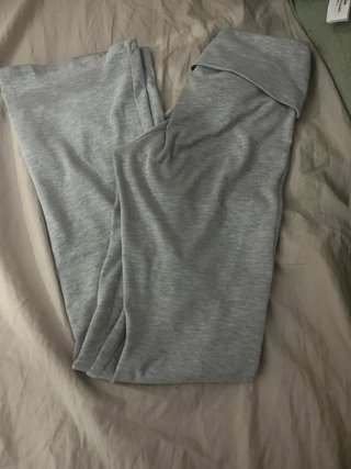 Pantalones Grises