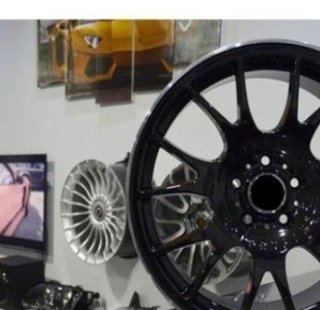 Juego de 4 Llantas 18 CH Gloss Black B001
