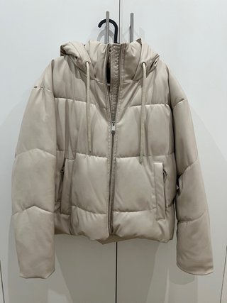 Abrigo Polipiel ZARA Beige Talla S.NUEVO!!
