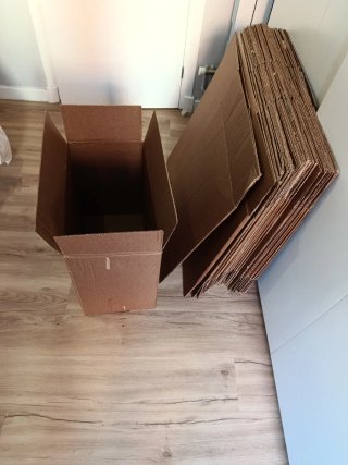 22 Cajas cartón mudanza
