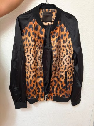 Chaqueta Bomber Zara Estampado Animal