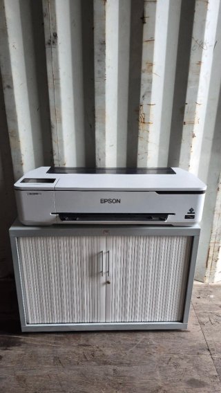 Impresora Epson SureColor SC-T2100 y Armario