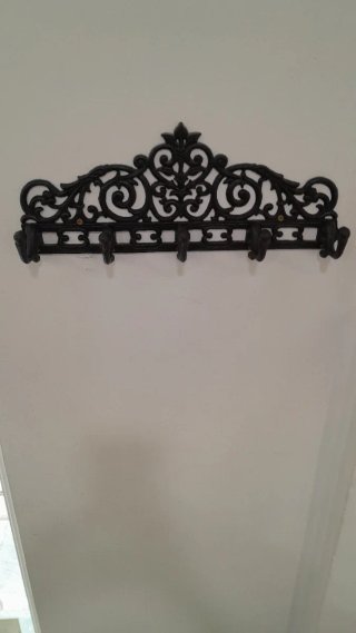 Perchero de Pared Metálico Negro