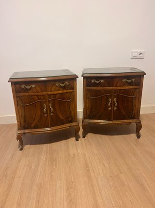 Set de 2 Mesillas de Noche de Madera