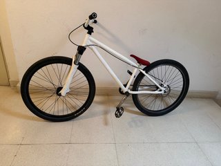 Bicicleta Dirt Jump