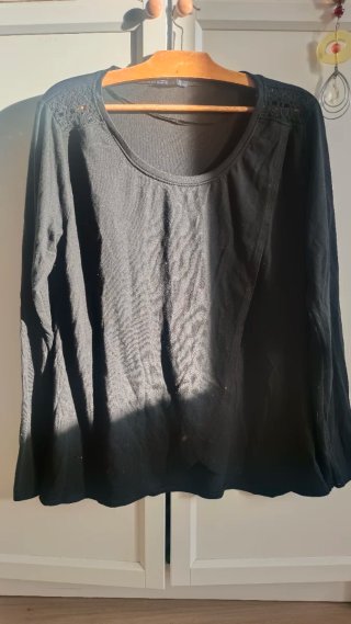 Camiseta de lactancia manga larga negra