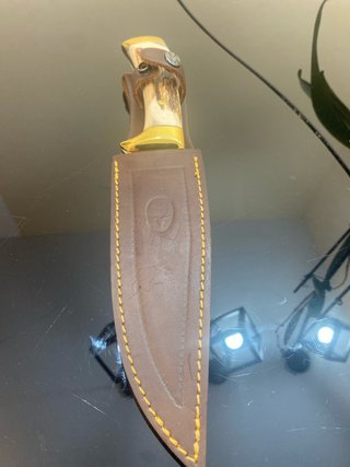 Cuchillo de monte Muela con funda
