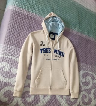 Sudadera Beige con Capucha