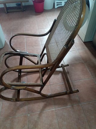 Mecedora de madera