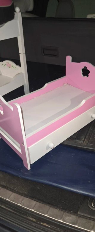 Cuna de juguete con cajón