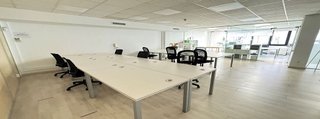 Oficina en alquiler en Les Corts en Barcelona