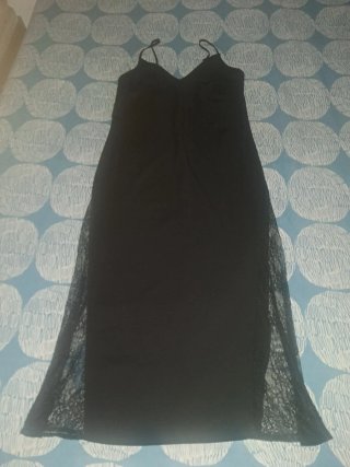 Vestido largo negro con encaje