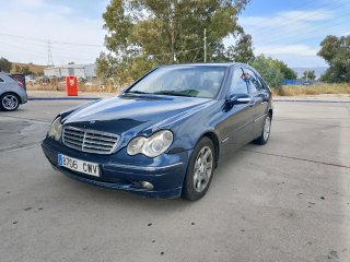 Mercedes-Benz Clase C 2004