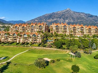 Piso en alquiler en Las Brisas en Marbella