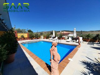 Chalet en venta en Moclín