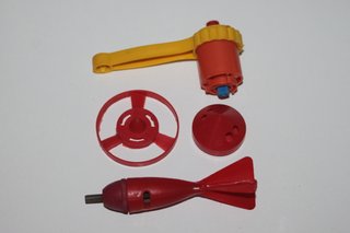 Set Trottola e Missile Giocattolo