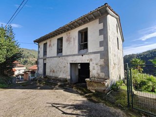 Casa en venta en Salas