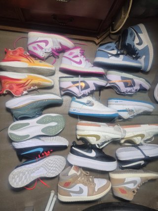 Lote de 14 Zapatillas Nike